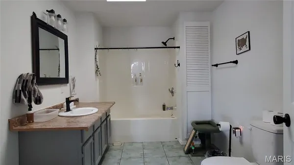 $345,000 | 14055 State Rte CC, Salem, MO 65560