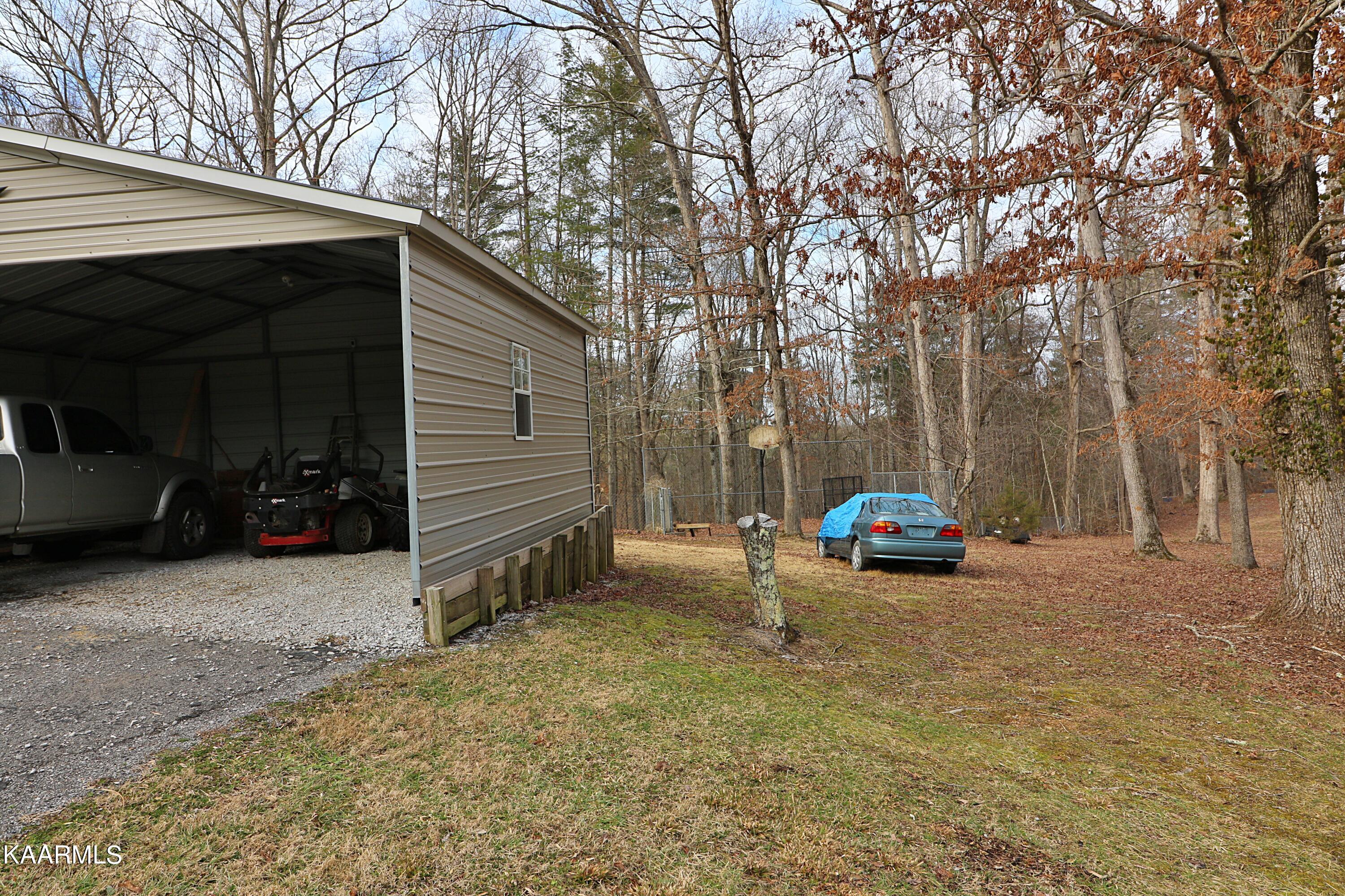 2079 Terry Road Oneida, TN 37841 - Photo 47 of 60 094A8870