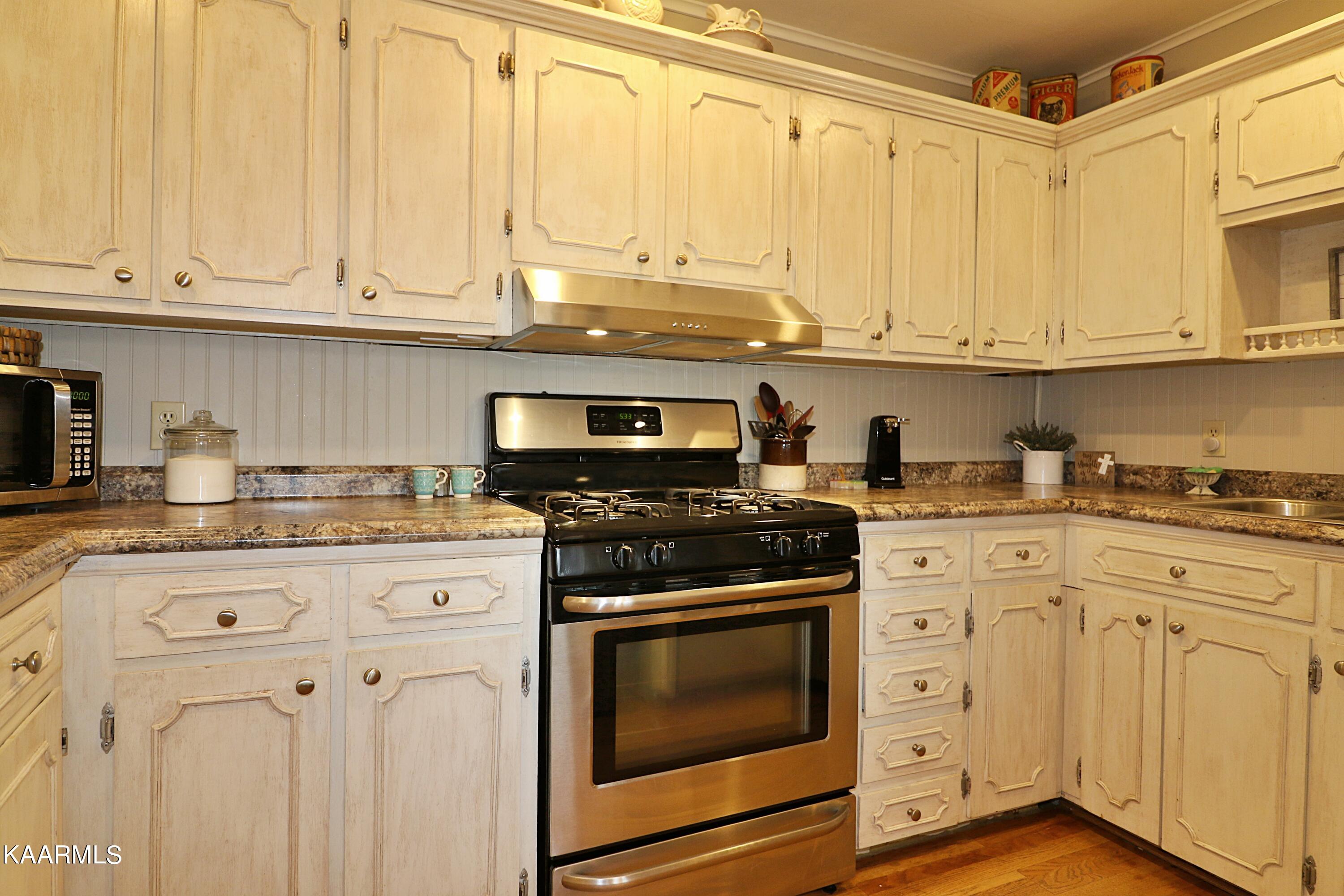 2079 Terry Road Oneida, TN 37841 - Photo 6 of 60 094A8777