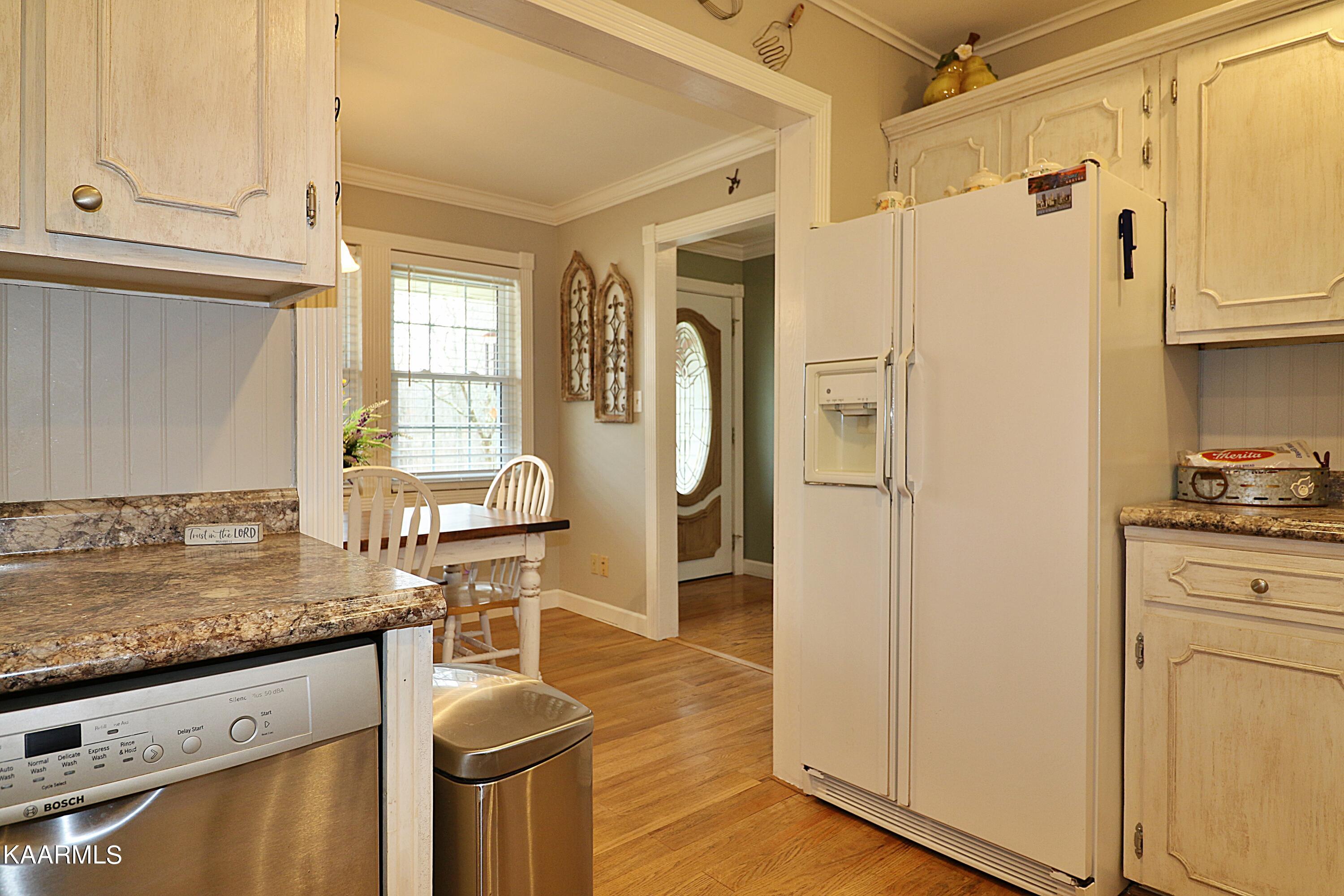 2079 Terry Road Oneida, TN 37841 - Photo 8 of 60 094A8779