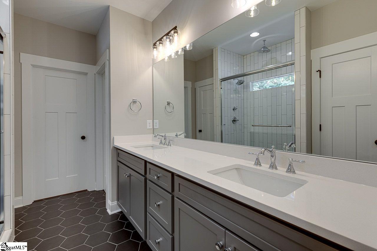 7 Wildwood Road Greenville, SC 29615 - Photo 13 of 25 Gallery Image 13