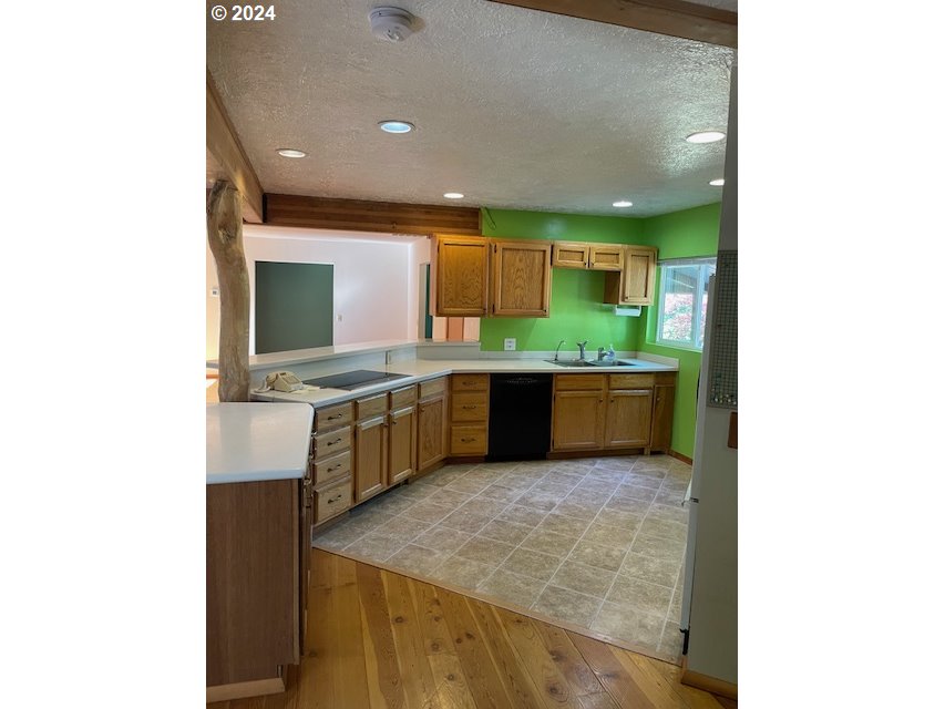 725 Snowden Road White Salmon, WA 98672 - Photo 31 of 31 Gallery Image 31