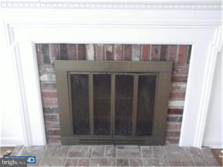 3088 Sterling Road Broomall, PA 19008 - Photo 3 of 6