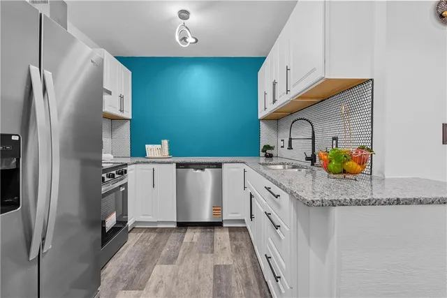 $219,500 | 3025 Walrond Avenue, Kansas City, MO 64128