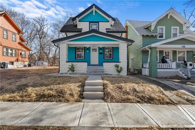$219,500 | 3025 Walrond Avenue, Kansas City, MO 64128