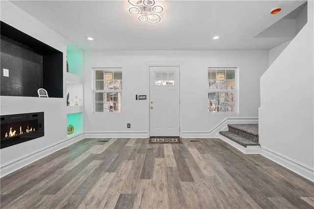 $219,500 | 3025 Walrond Avenue, Kansas City, MO 64128