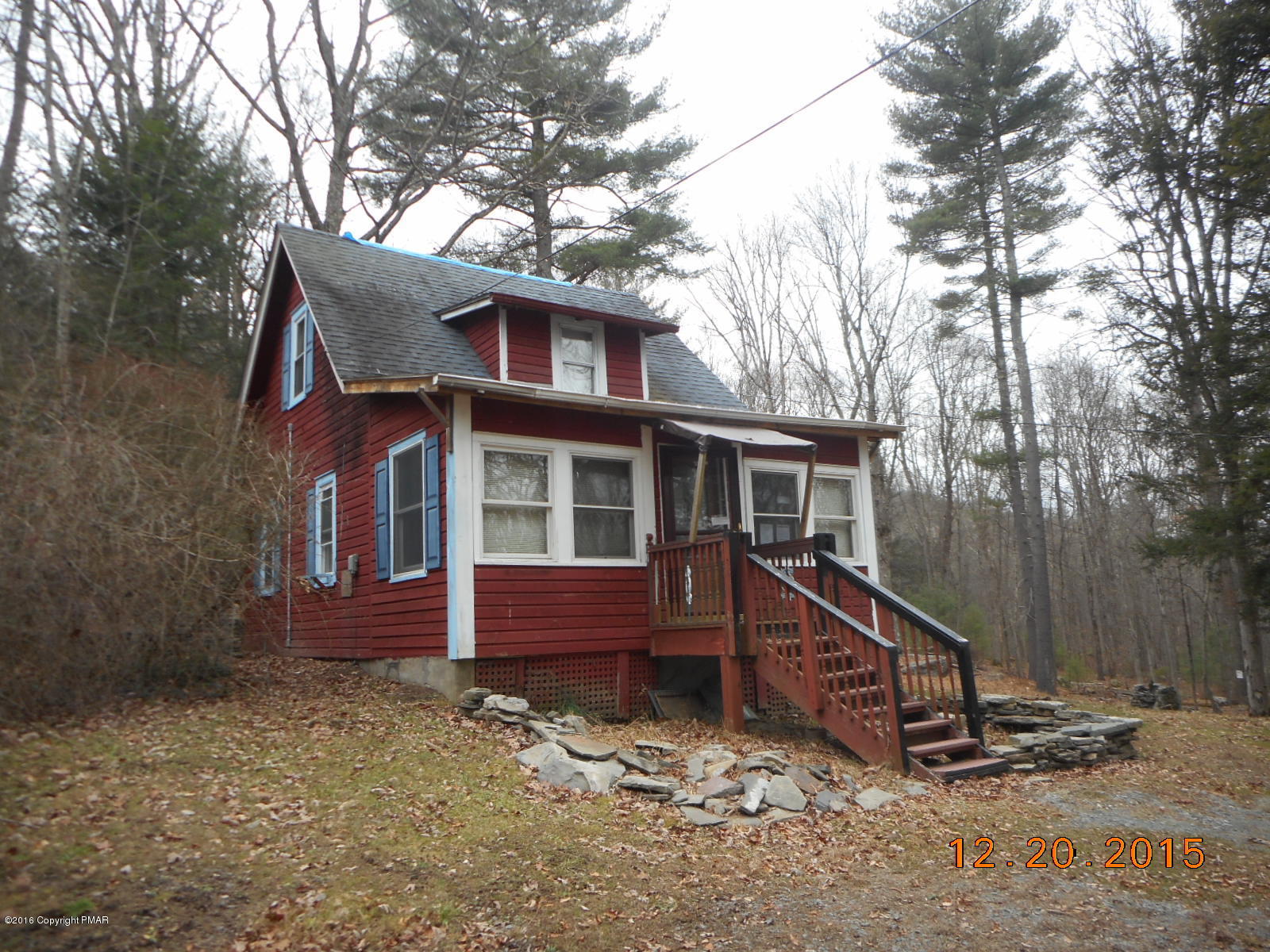 233 Rowland Road Greeley, PA 18425 - Photo 1 of 12 Front
