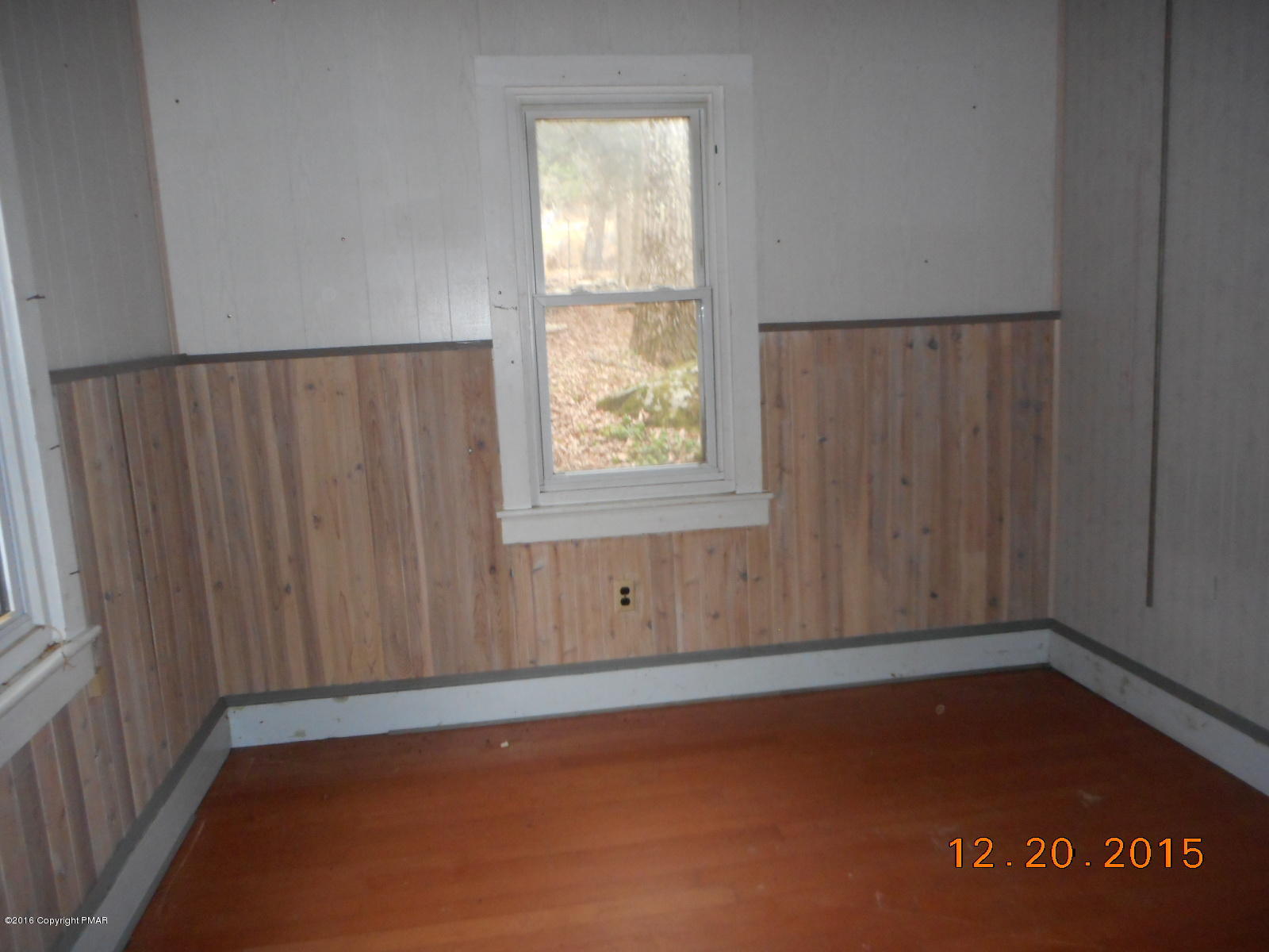 233 Rowland Road Greeley, PA 18425 - Photo 3 of 12 Bedroom