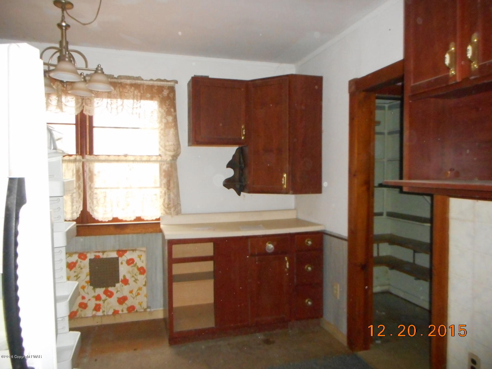 233 Rowland Road Greeley, PA 18425 - Photo 5 of 12 Kitchen