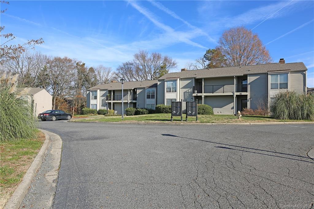 11037 Cedar View Road, Unit 8317 Charlotte, NC 28226 - Photo 1 of 19 Gallery Image 1
