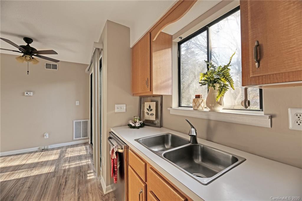 11037 Cedar View Road, Unit 8317 Charlotte, NC 28226 - Photo 14 of 19 Gallery Image 14