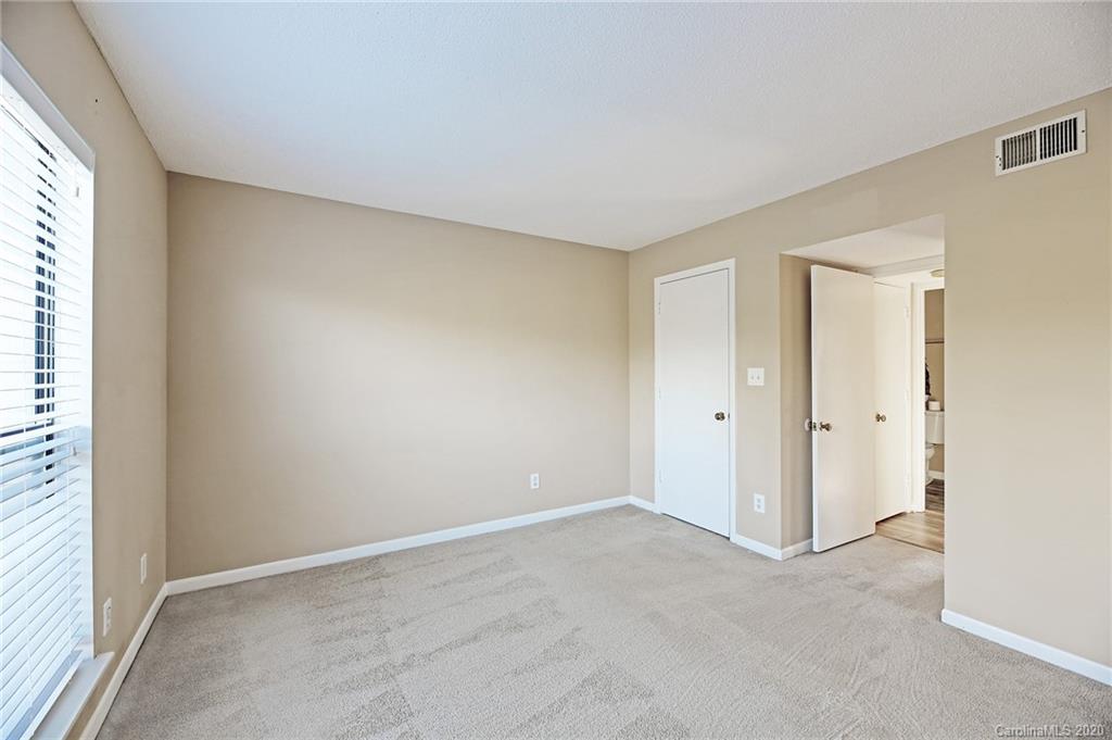 11037 Cedar View Road, Unit 8317 Charlotte, NC 28226 - Photo 16 of 19 Gallery Image 16