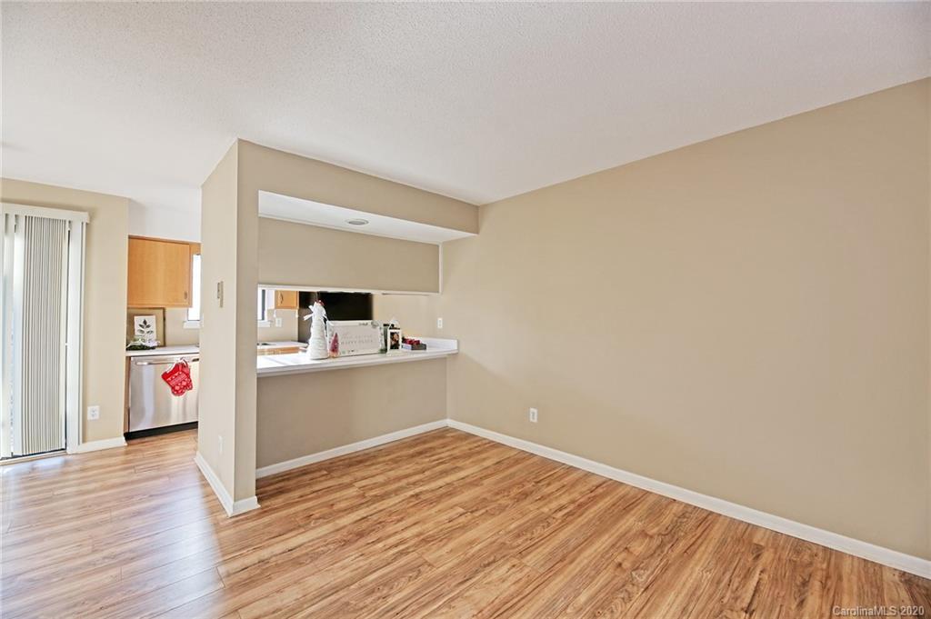 11037 Cedar View Road, Unit 8317 Charlotte, NC 28226 - Photo 5 of 19 Gallery Image 5