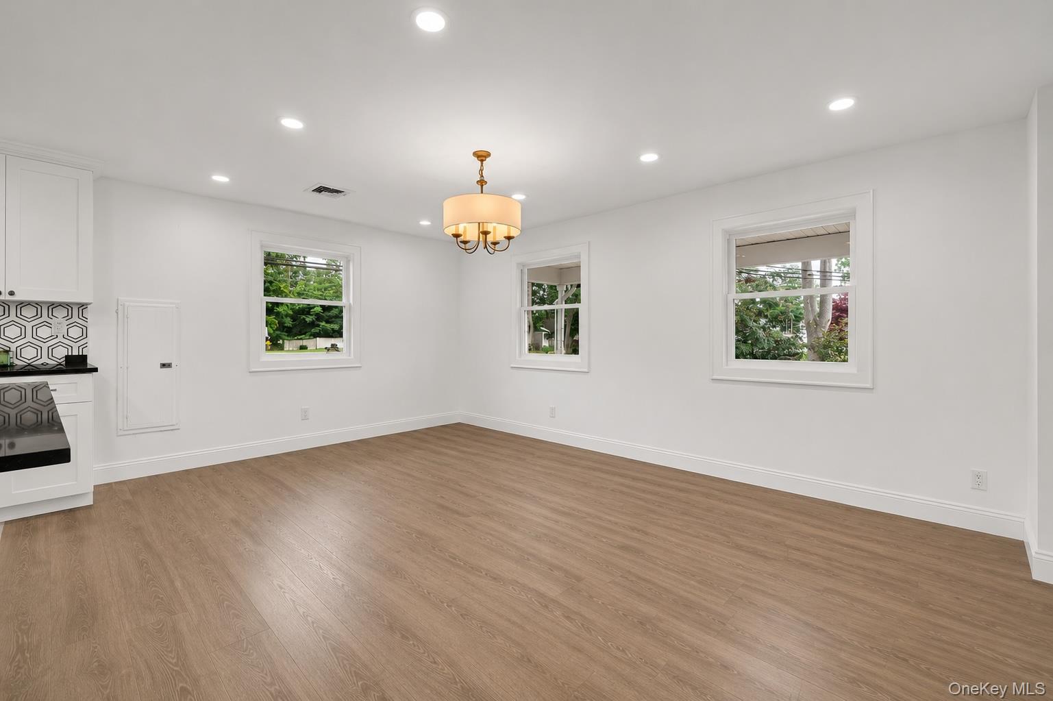 55 Yuma Lane East Islip, NY 11730 - Photo 7 of 21