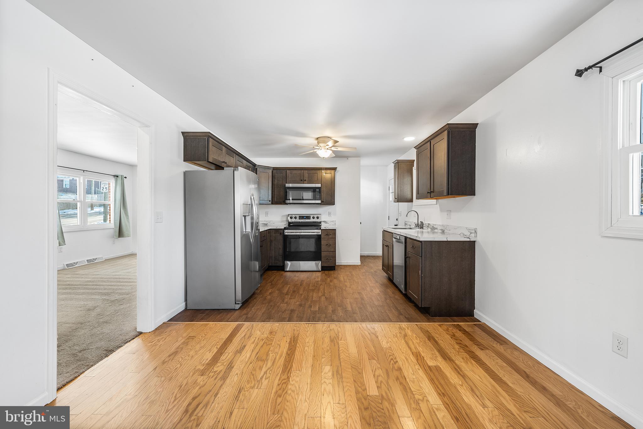 833 Wabank Street Lancaster, PA 17603 - Photo 8 of 25