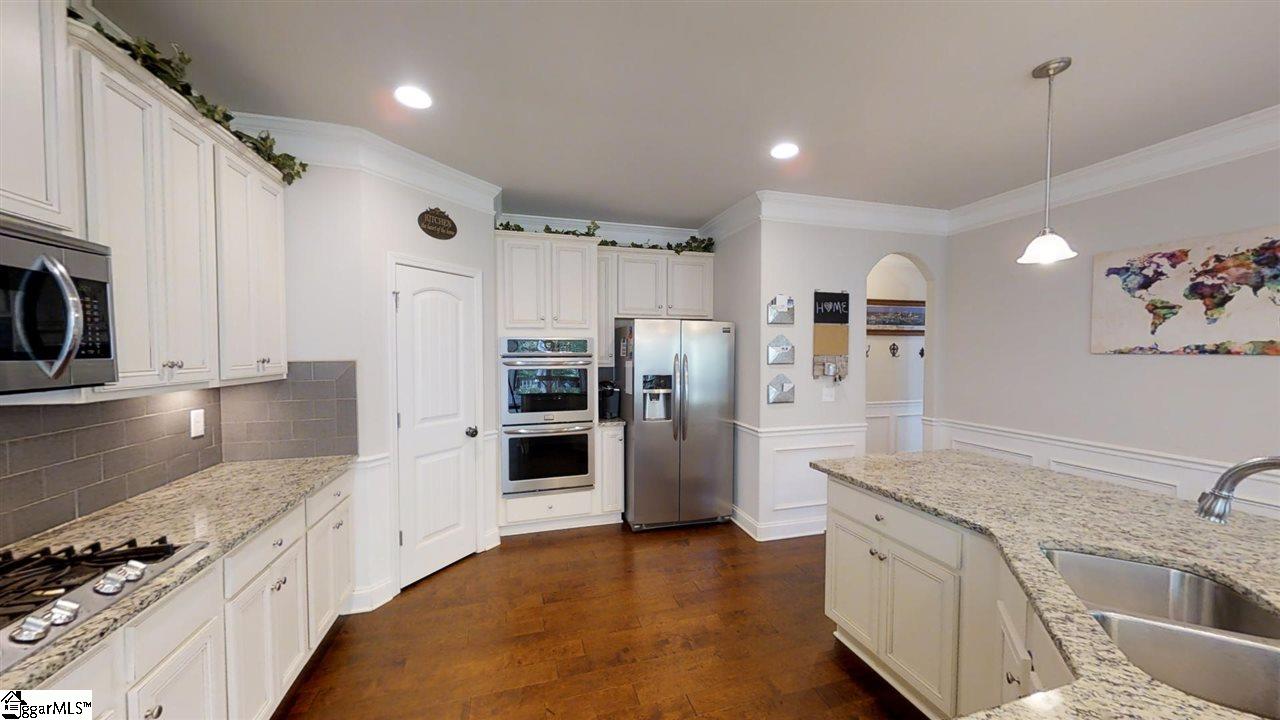 112 Ariel Way Easley, SC 29642 - Photo 6 of 36 Gallery Image 6