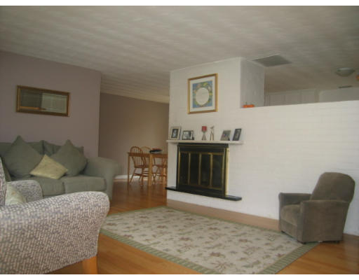23 Amy Road Framingham, MA 01701 - Photo 9 of 14