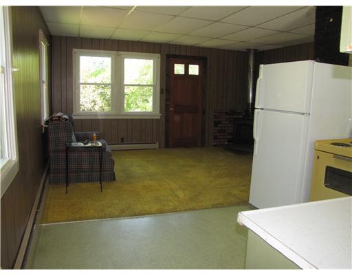 255 Windham Center Road Windham, ME 04062 - Photo 5 of 15 Kitchen.