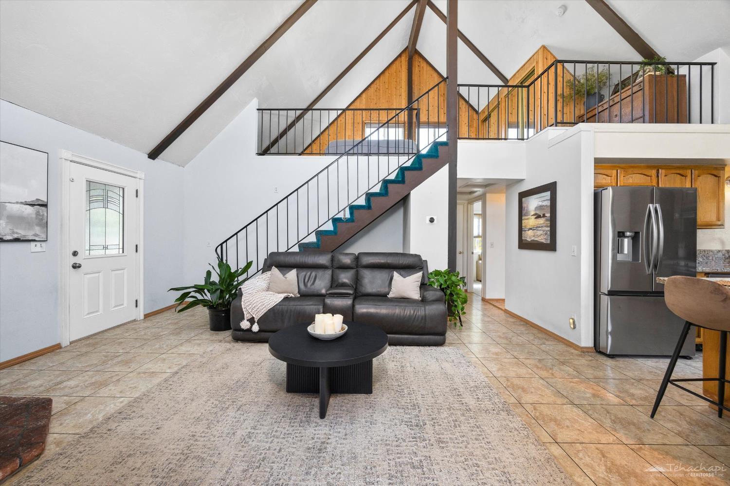 23740 Lakeview Drive Tehachapi, CA 93561 - Photo 11 of 55 Gallery Image 11