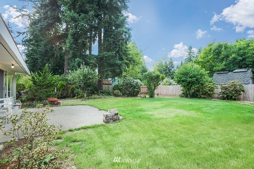 9050 Northeast 178th Street Bothell, WA 98011 - Photo 9 of 11 Gallery Image 9