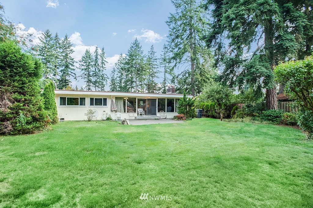 9050 Northeast 178th Street Bothell, WA 98011 - Photo 10 of 11 Gallery Image 10