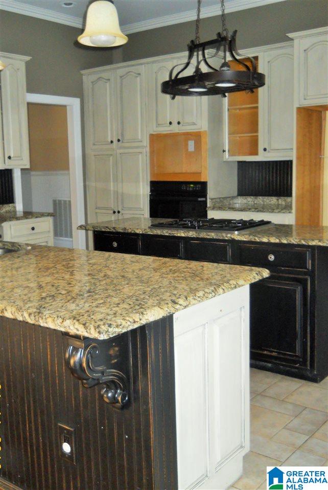 105 Windsor Lane Pelham, AL 35124 - Photo 2 of 15