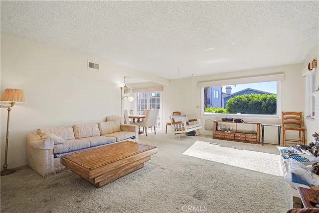 $3,250,000 | 628 13th Street, Manhattan Beach, CA 90266