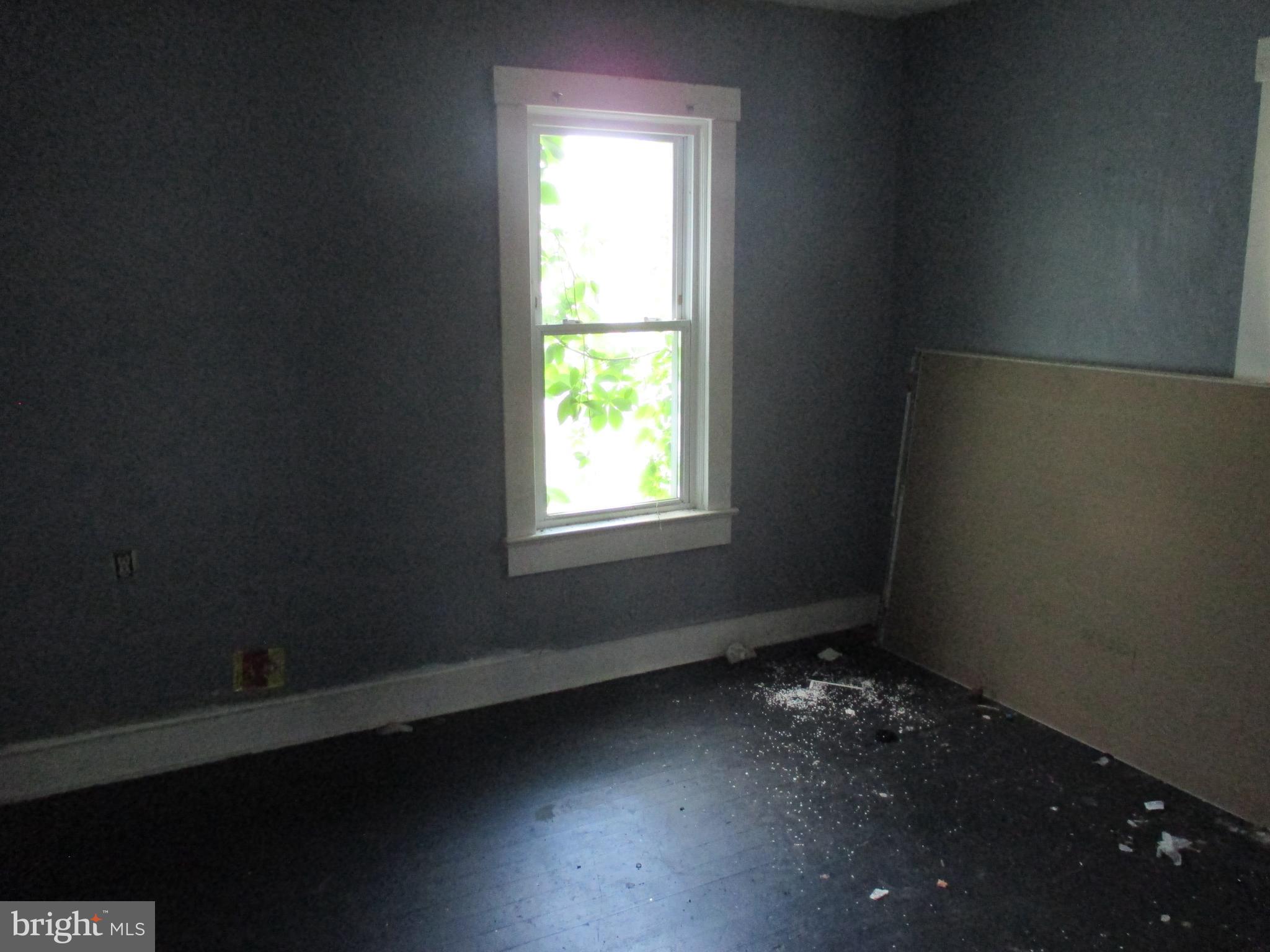 43 North F Street Keyser, WV 26726 - Photo 4 of 14