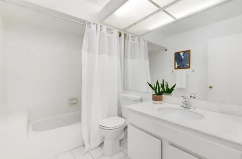 $700,000 | 1065 Brewley Lane, Vista, CA 92081