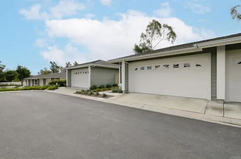 $700,000 | 1065 Brewley Lane, Vista, CA 92081