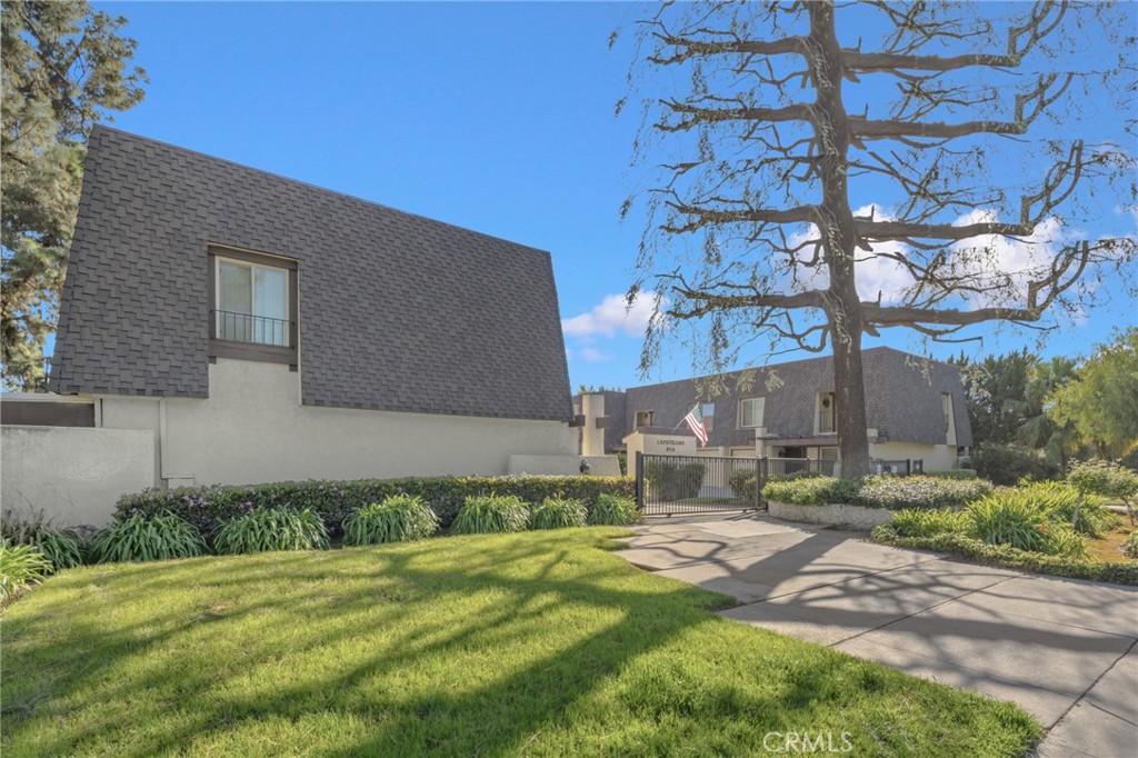 914 Fairview Avenue, Unit 13 Arcadia, CA 91007 - Photo 1 of 39 a backyard of a house