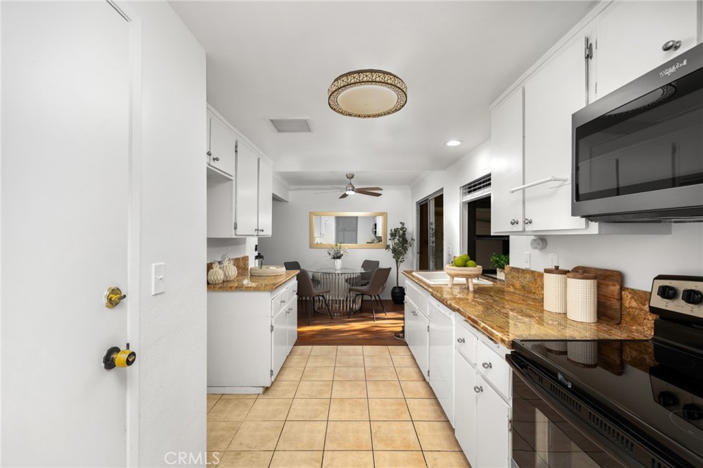 914 Fairview Avenue, Unit 13 Arcadia, CA 91007 - Photo 17 of 39 a large kitchen with a stove