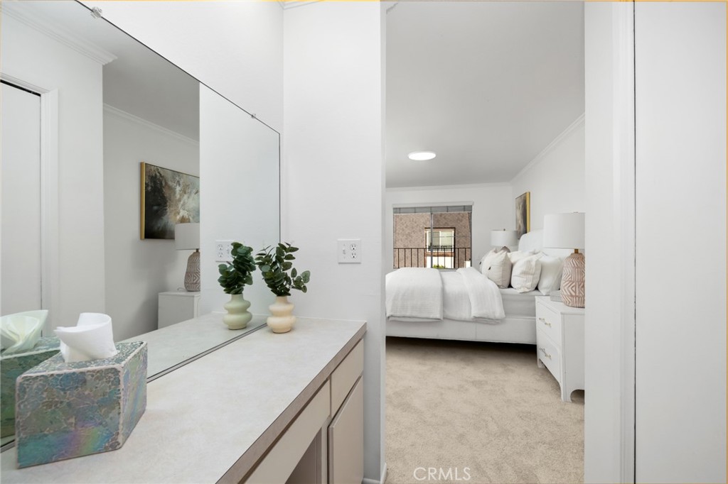 914 Fairview Avenue, Unit 13 Arcadia, CA 91007 - Photo 23 of 39 a living room with furniture and a potted plant