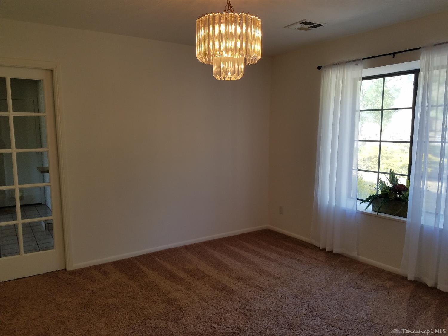 26300 Bear Valley Road Tehachapi, CA 93561 - Photo 37 of 44 Gallery Image 37