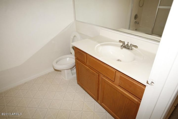2091 East Devon Road Gilbert, AZ 85296 - Photo 6 of 8 Devon master bath
