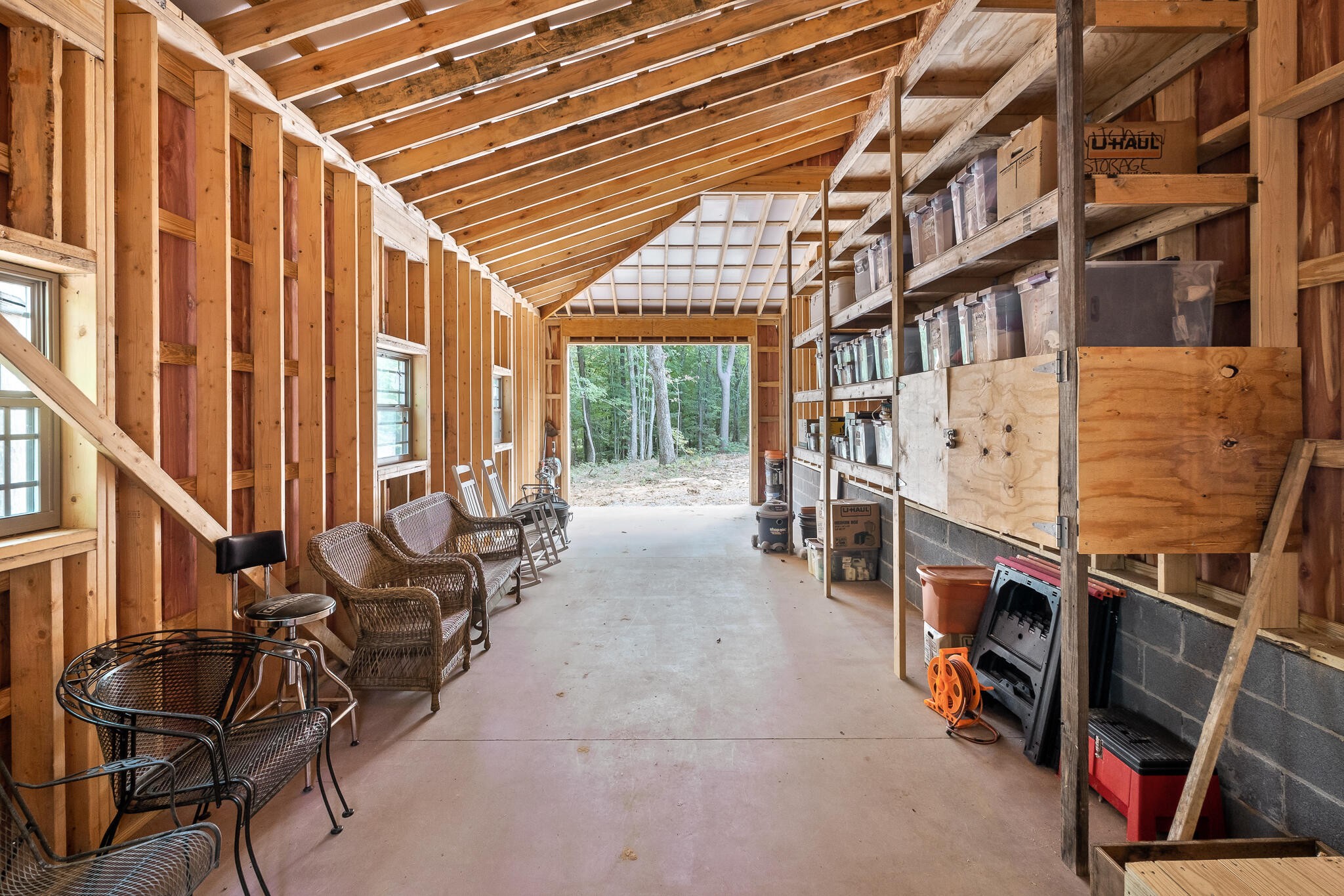 8903 Hixson Springs Road Signal Mountain, TN 37377 - Photo 17 of 43 Gallery Image 17