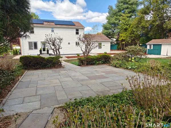 $5,750 | 241 Cricket Knoll, Wethersfield, CT 06109