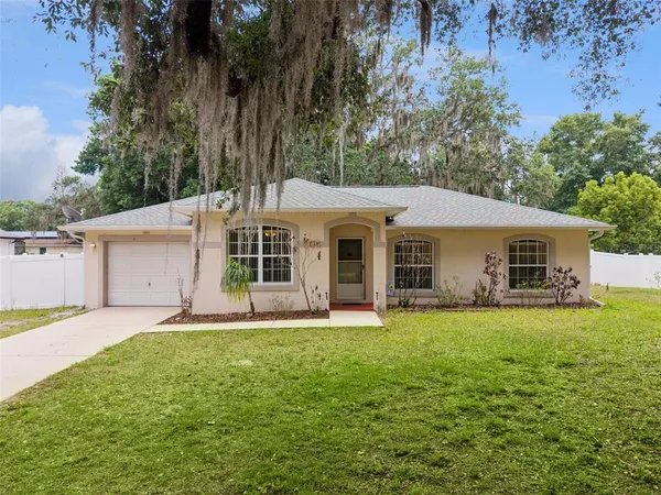 $349,900 | 305 East 5th Street, St. Cloud, FL 34769