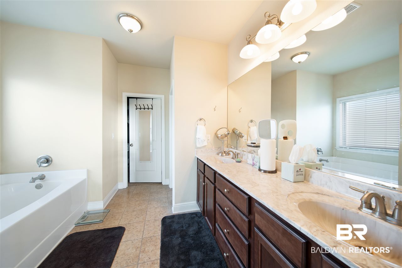 1042 Tampa Avenue Foley, AL 36535 - Photo 17 of 37