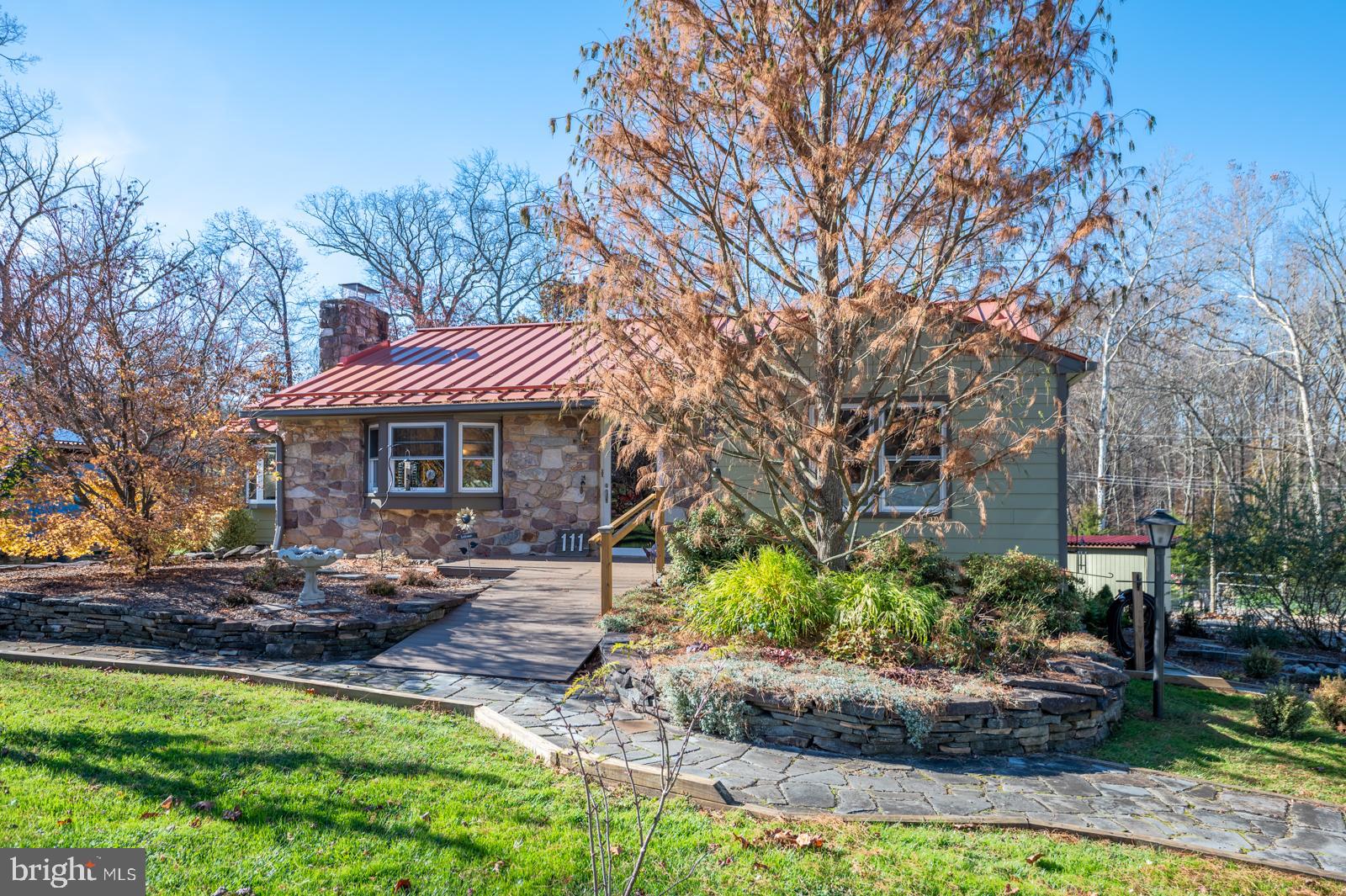 111 Midway Road Phoenixville, PA 19460 - Photo 4 of 77 Front Of house