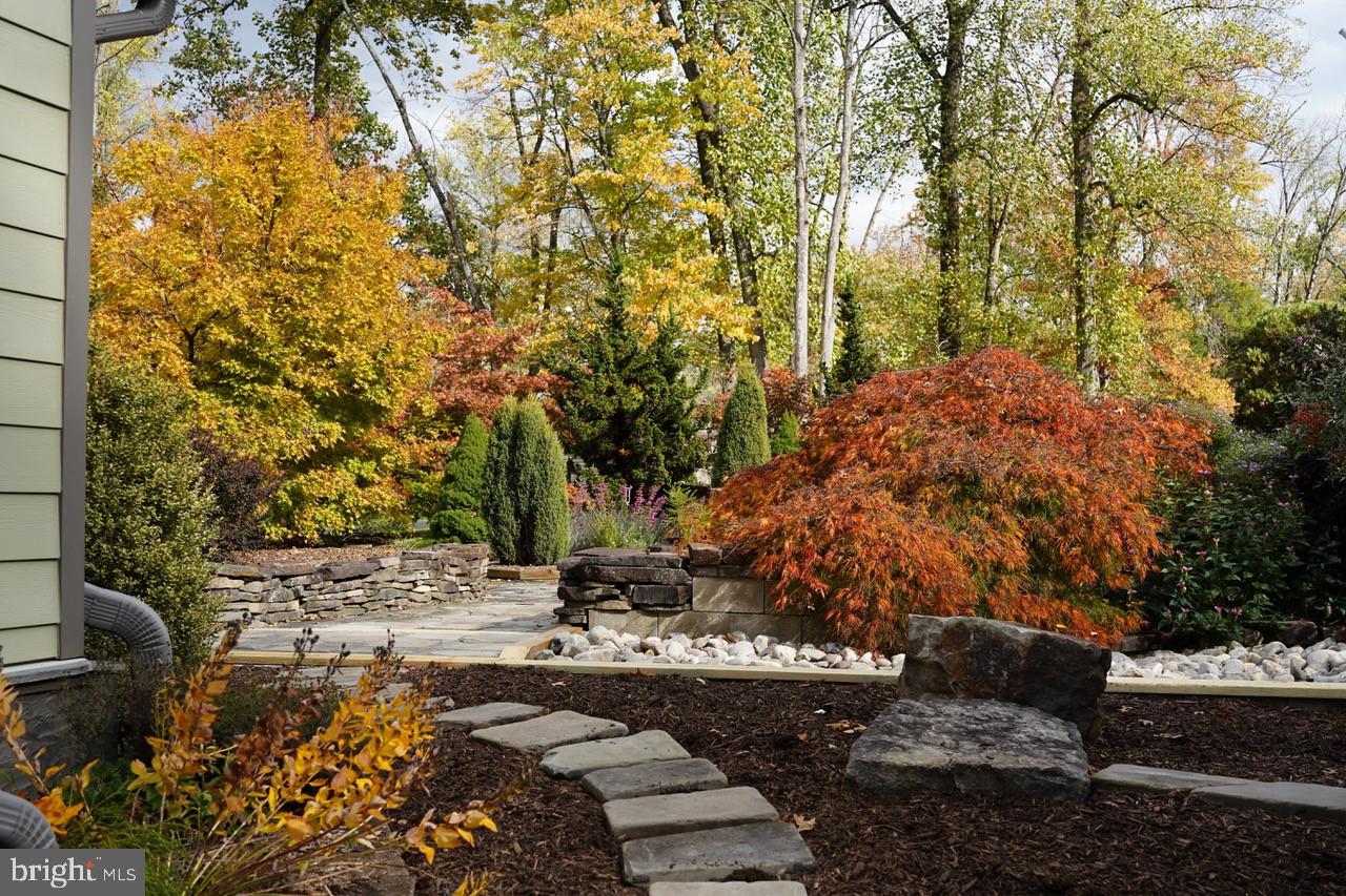 111 Midway Road Phoenixville, PA 19460 - Photo 48 of 77 Garden pathway