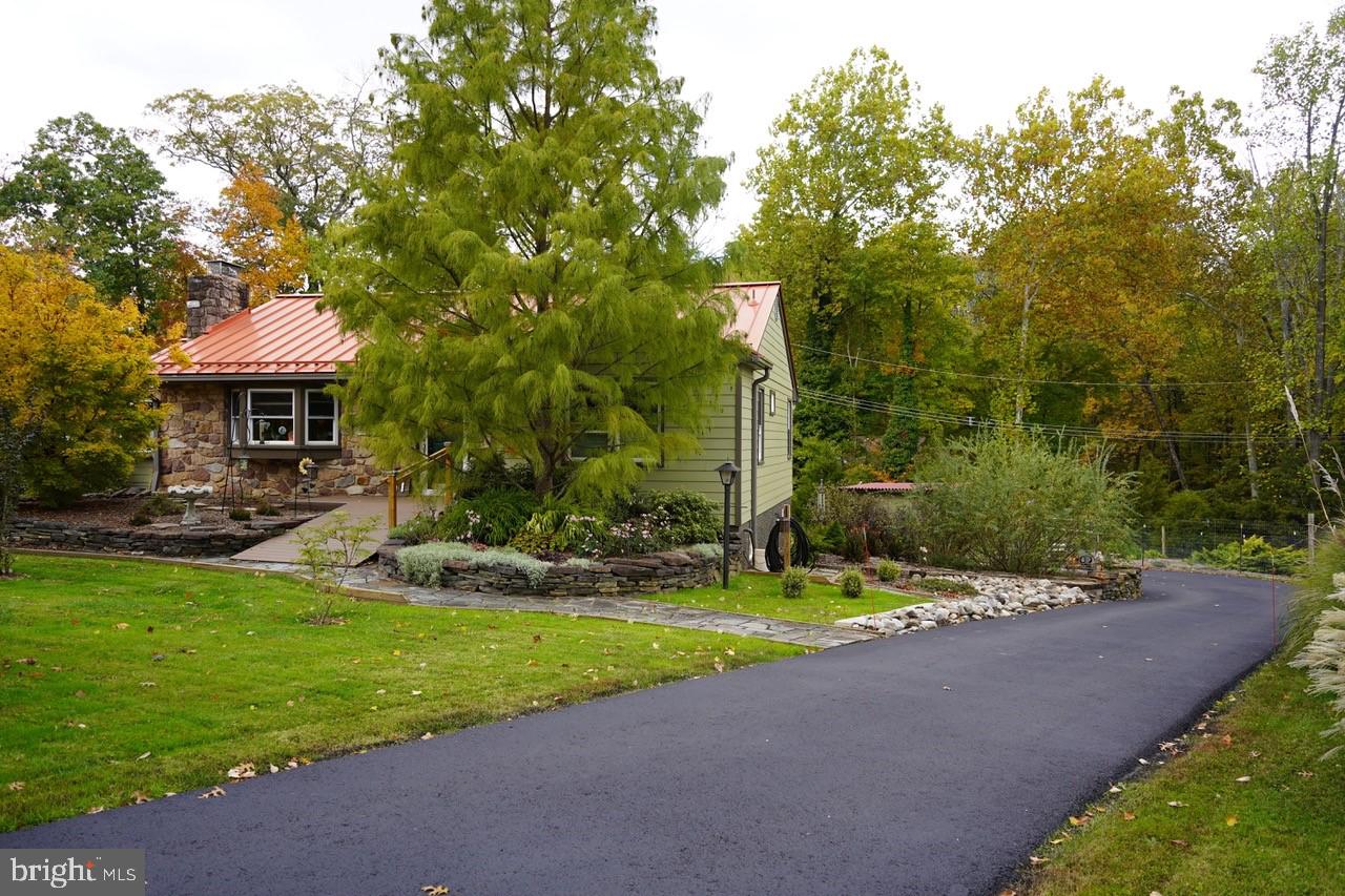111 Midway Road Phoenixville, PA 19460 - Photo 60 of 77 New Private Driveway