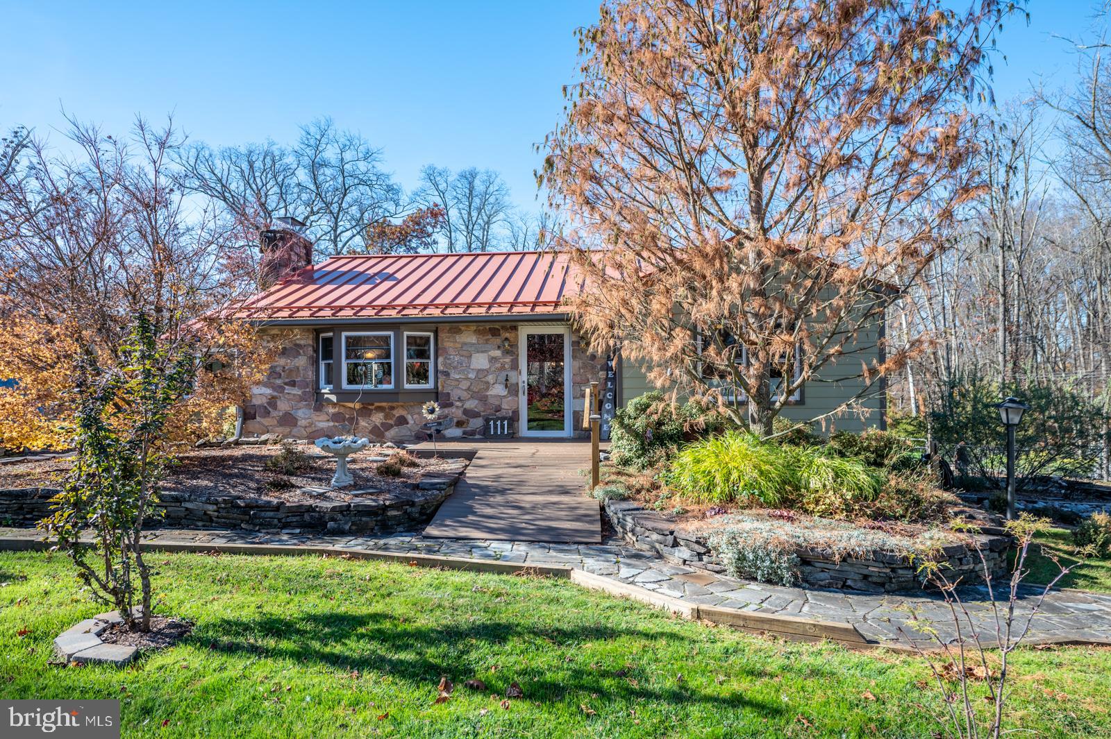 111 Midway Road Phoenixville, PA 19460 - Photo 8 of 77 Front