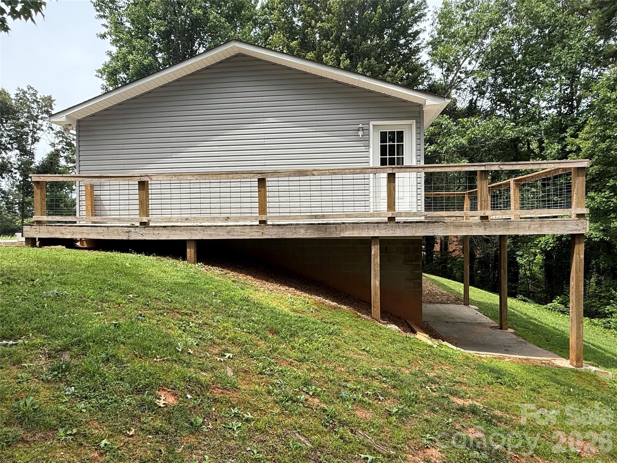 628 Hidden View Loop Marion, NC 28752 - Photo 31 of 38