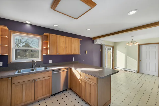 $364,000 | 18 Jewett Street, Laconia, NH 03246