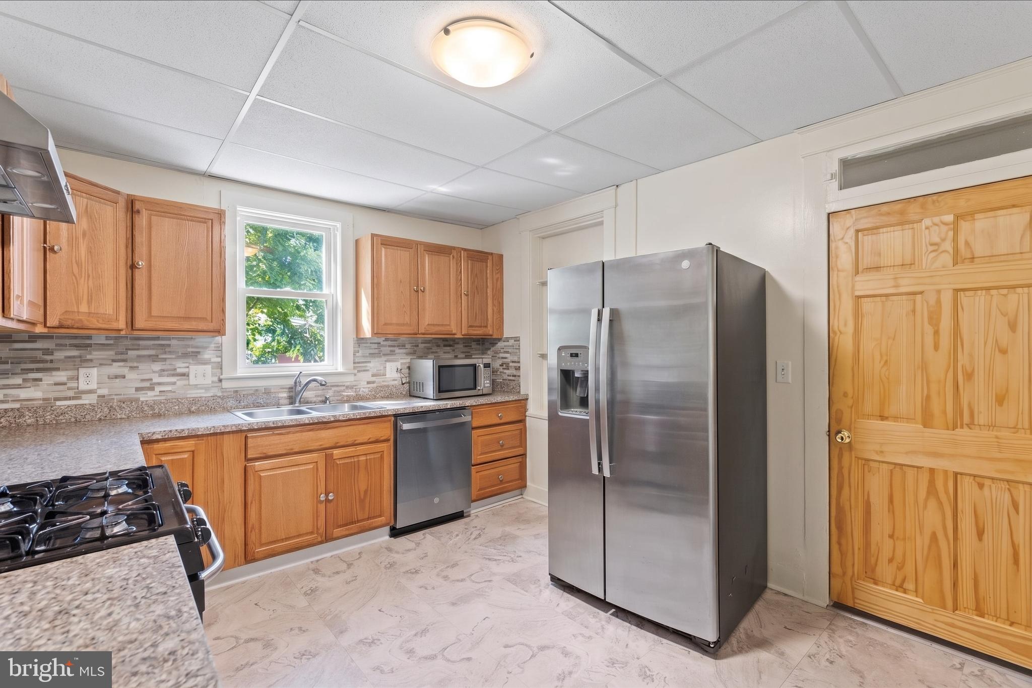 80 South 4th Street Mount Wolf, PA 17347 - Photo 10 of 29