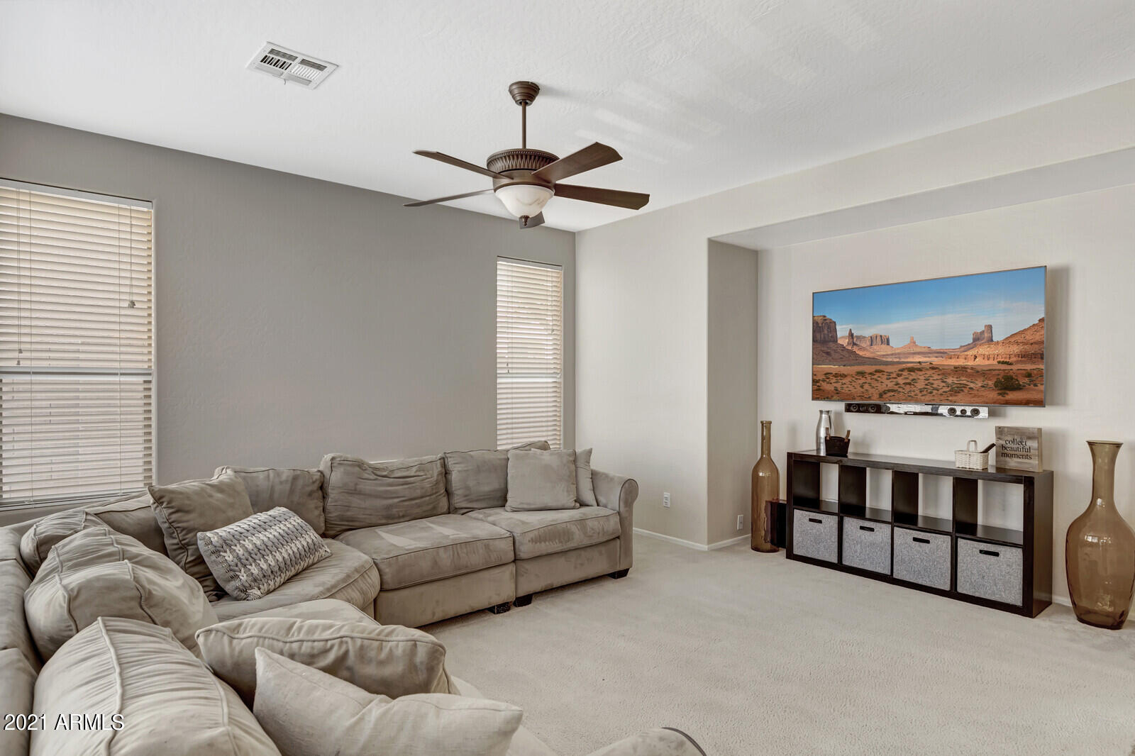 2506 West Florentine Road Phoenix, AZ 85086 - Photo 8 of 41 09_2506_W_Florentine_Rd__09_mls