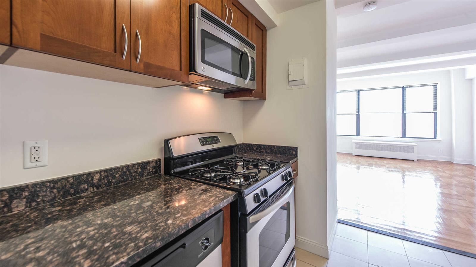 41 West 86th Street, Unit 9F Manhattan, NY 10024 - Photo 10 of 10