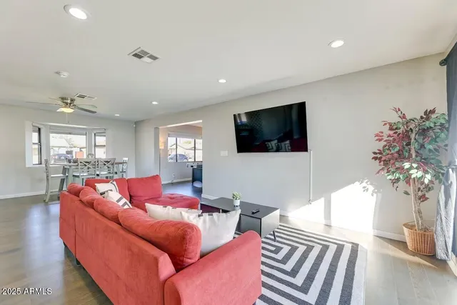 $625,000 | 1027 South Siesta Lane, Tempe, AZ 85281