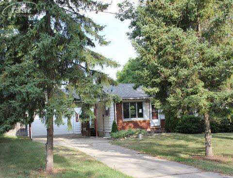 1232 South Vassar Road Burton, MI 48509 - Photo 13 of 27 20152652-12.JPG